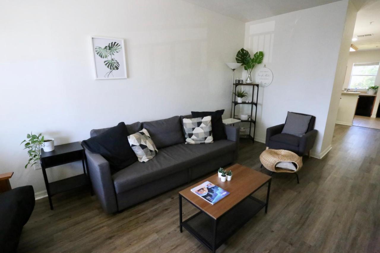 Oaks Modern & Comfy Condo In The Perfect Location Gainesville Exteriör bild