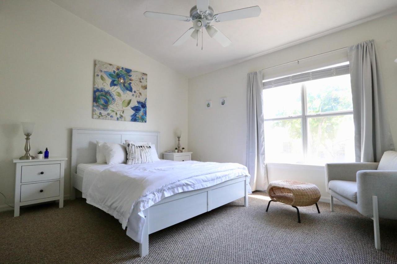 Oaks Modern & Comfy Condo In The Perfect Location Gainesville Exteriör bild
