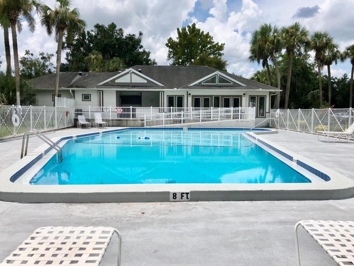 Oaks Modern & Comfy Condo In The Perfect Location Gainesville Exteriör bild