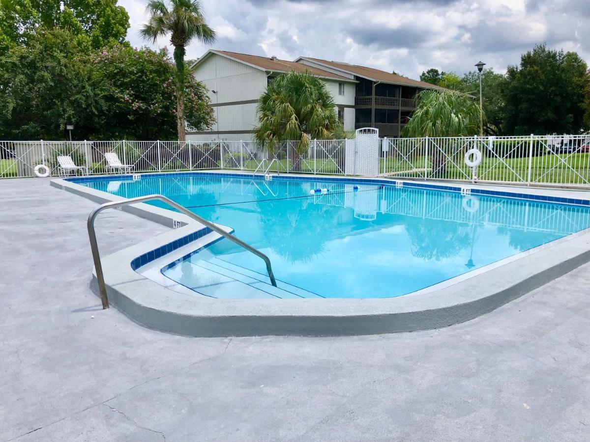 Oaks Modern & Comfy Condo In The Perfect Location Gainesville Exteriör bild